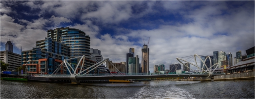 По река Yarra - Seafarers Bridge