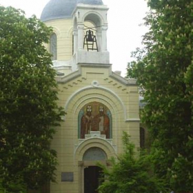  Църква 