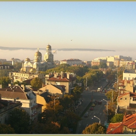 Огрени в мъглата