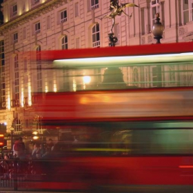 ...нощем...(Piccadilly Circus London)