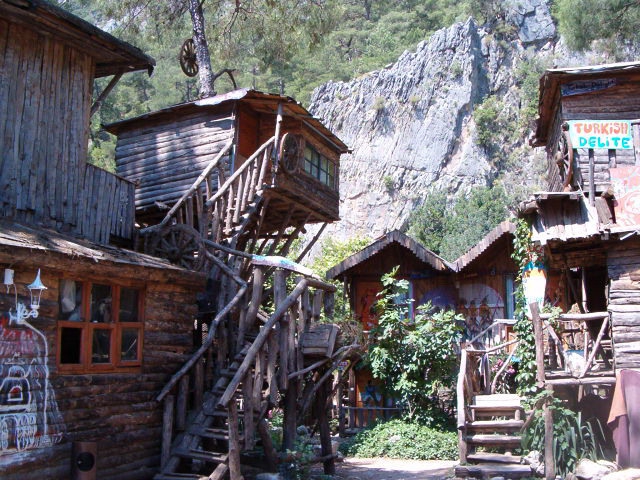 Top Tree Houses 2