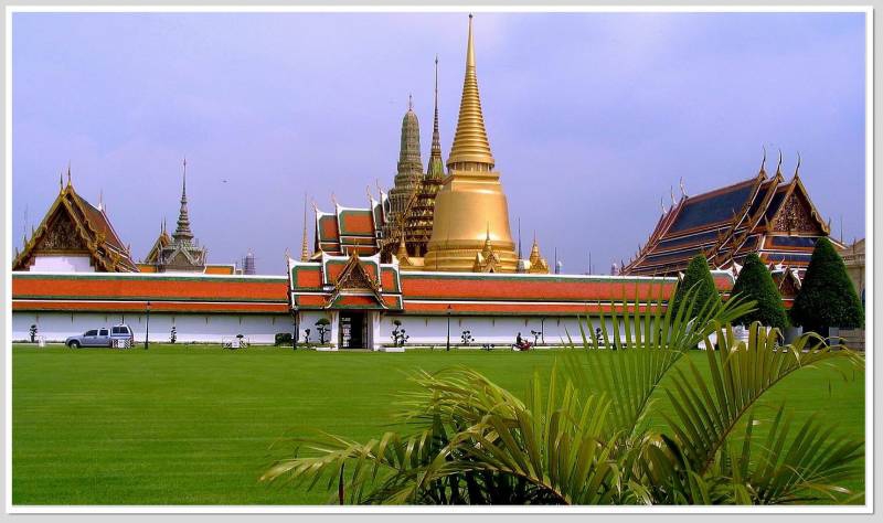 ... Tzarskiya palat  v  Bangkok ...