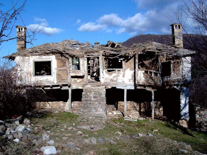 Старата къща