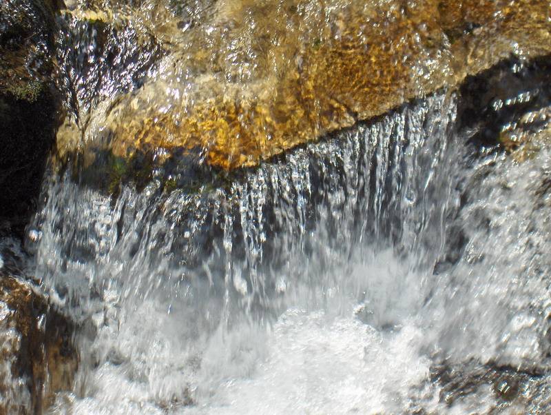 водата ...