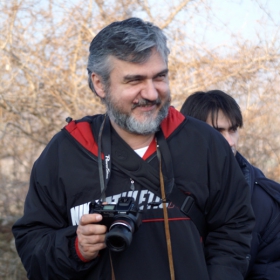Един апарат никога не стига:-)