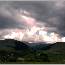 В очакване на бурята