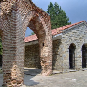 Казанлъшката гробница, 1