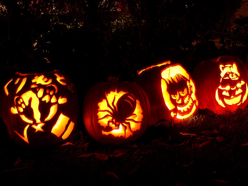 Okolo Halloween