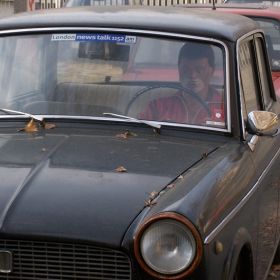 Манекен в стар Fiat
