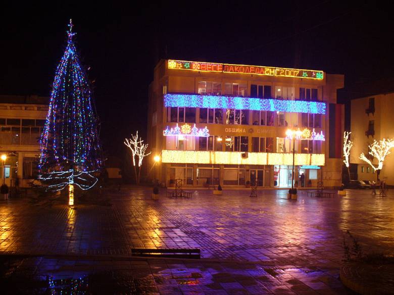 Симитли нощем