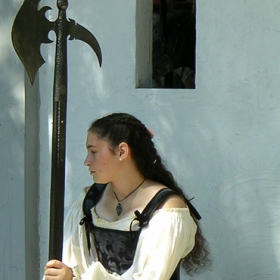 ...дори и с оръжие в ръка (с поздрав към akuji)