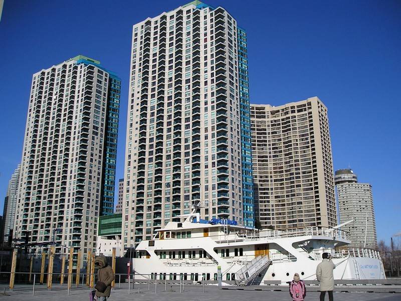 Toronto Downtown #7 през зимния сезон