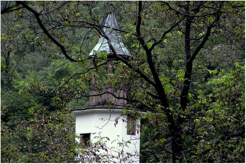 Омагьосаната кула...