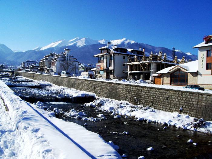 край реката