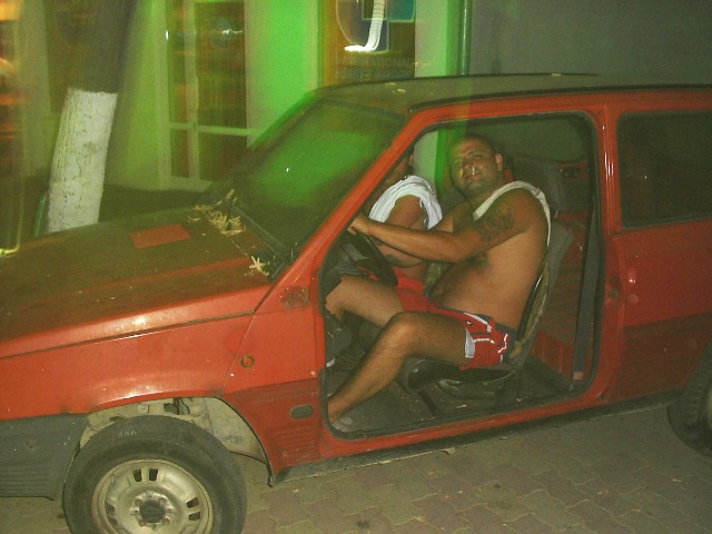 poleka shte padna!!!!!!!!!!!!!!!