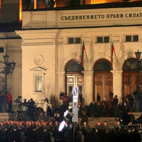 Поклон, папараци, съединение, сила... (София, 03.03.2006г. - тържествена заря-проверка)