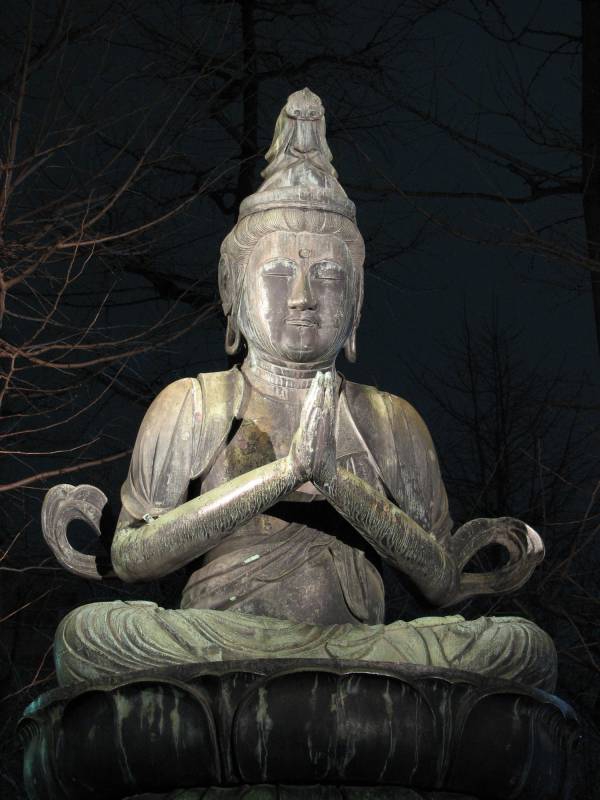 Praying Buddha