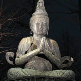 Praying Buddha