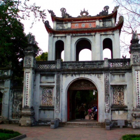 Ha Noi - tope gate