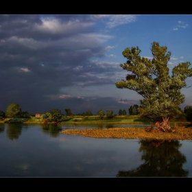 Река  Росица ( край село Лесичери )