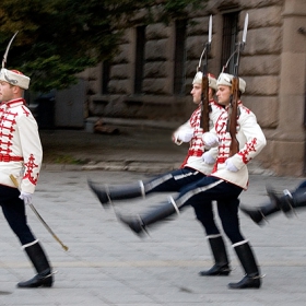 Леви, леви...