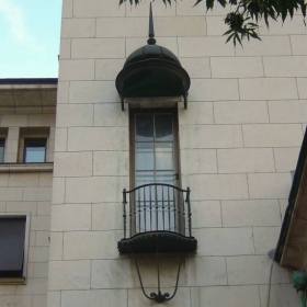 Балконът на банкрутите