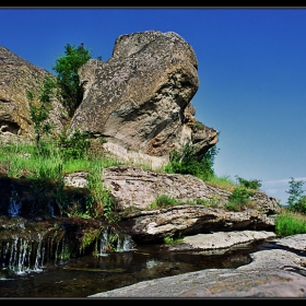 Слънце, камък и вода