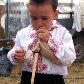 ... и отново малкият гайдар...