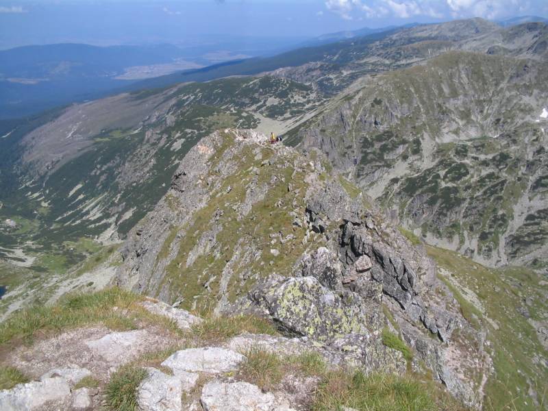 Връх Малка Мальовица сниман от връх Голяма Мальовица