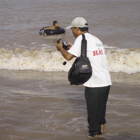 В свои води