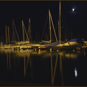 When the moon with the boats...;)