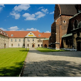 Krakow - Kościół Bożego Ciała  (the backyard)