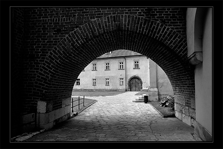 Krakow - Kościół Bożego Ciała  (the backyard) 3