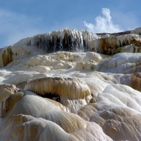 Mammoth Springs 2