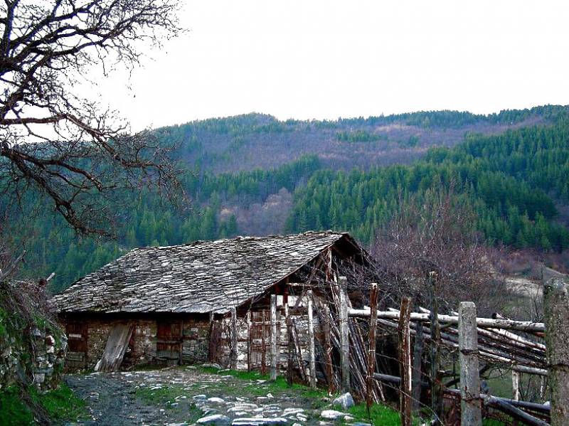 pak po edna pate4ka i pak v edno sraaaaro selo...