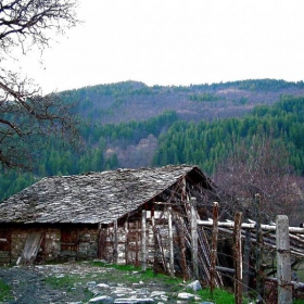 pak po edna pate4ka i pak v edno sraaaaro selo...