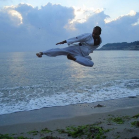Kick