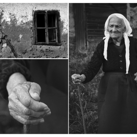 Сама със спомените си.