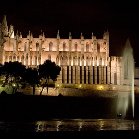 La Seu by night