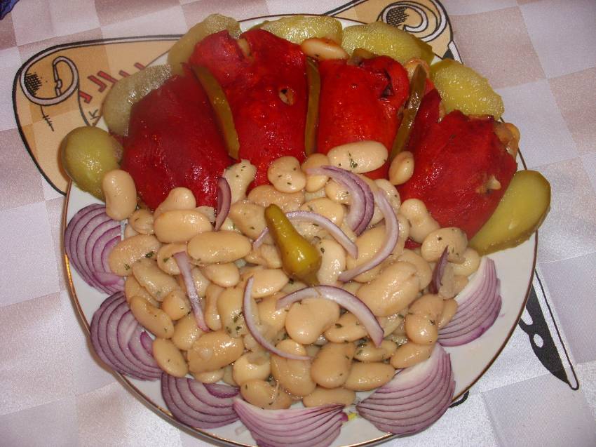 Традиционно