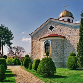 Ако всички църкви у нас бяха стопанисвани така ,,,