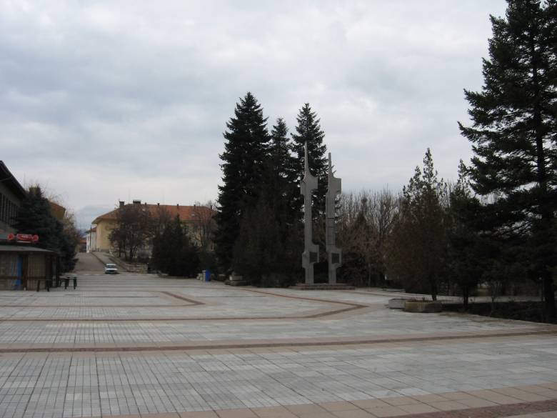 Селският площад...