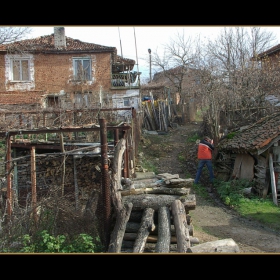 hateras  търси интересна снимка