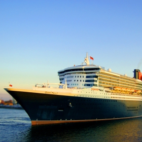 Queen Mary 2