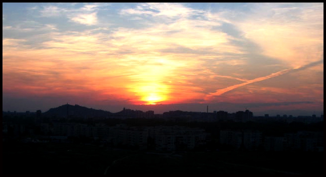 and the sun is going down...