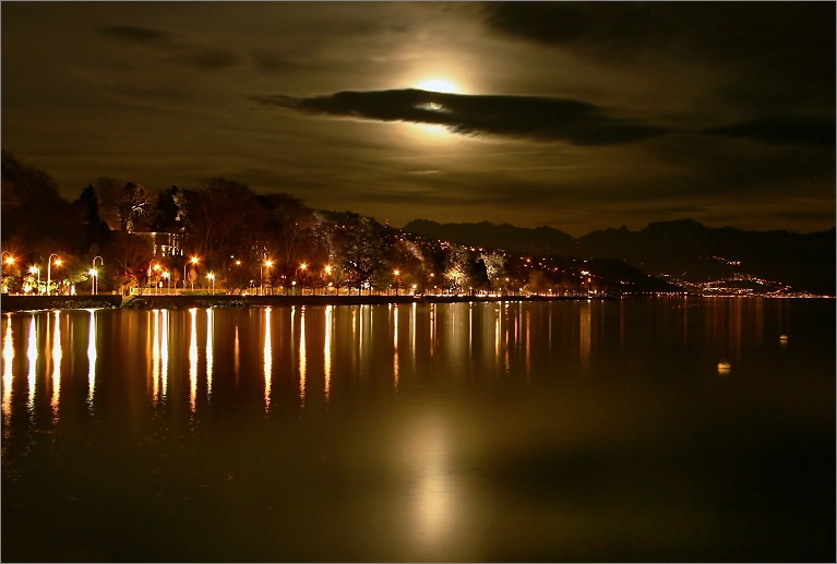 - Golden Night -