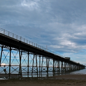 Queen's Pier