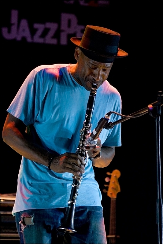 MARCUS MILLER - 8