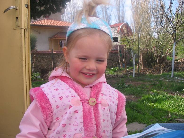 alexandra-mari HAPPY