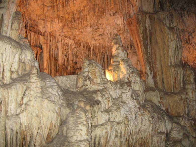 Cuevas Del Drach